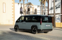Kia PV5 Passenger, 2025, rear